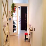 Warm, Cozy And Comfortable أذيخي